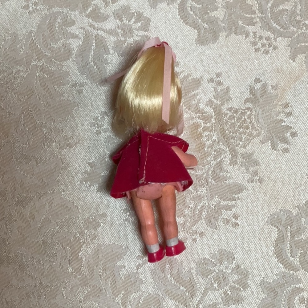 Liddle Kiddle Collector Case + Doll - Picture 12 of 13